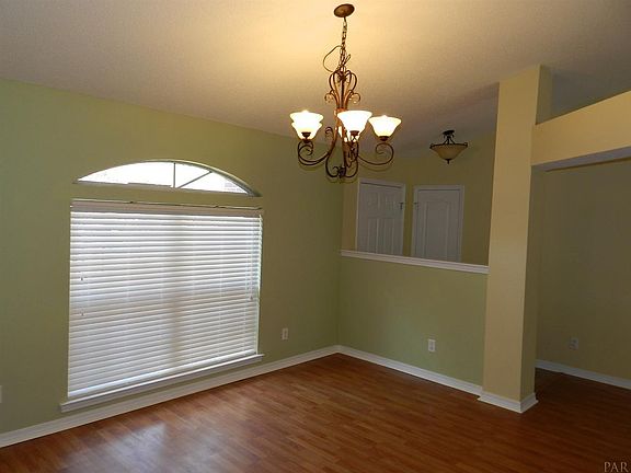 4th image of 6480 Bay Oaks Dr