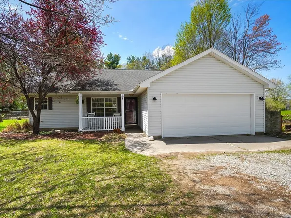 138 Sail Dr, Eaton, OH 45320