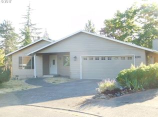 295 S 72nd St, Springfield, OR 97478