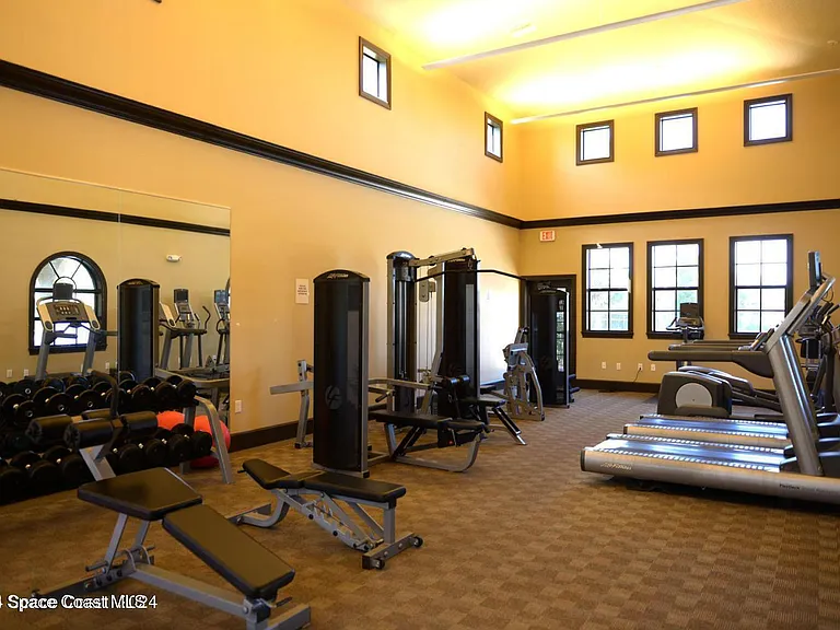 765 Ventura Dr — Photo 27