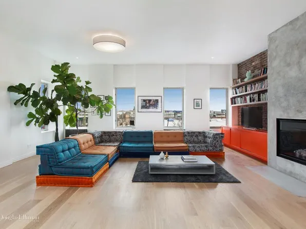 442 Van Brunt St, Brooklyn, NY 11231