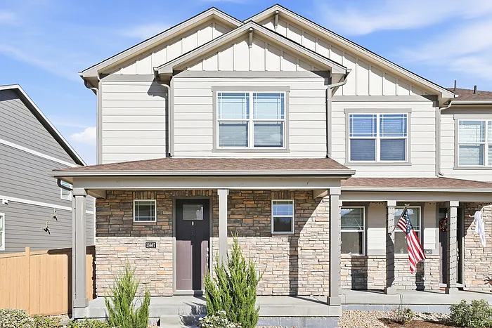 3 bed, 2.5 bath, 1500 sqft, $2,699 — Photo 1