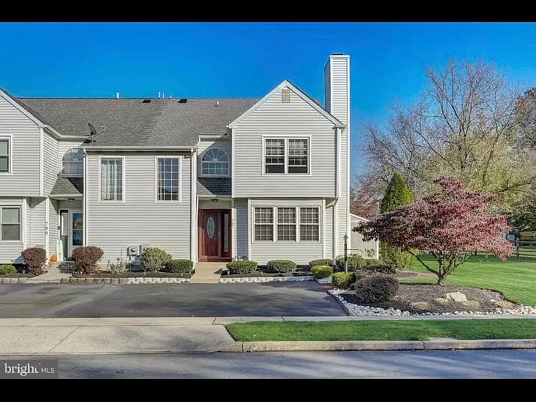 797 Keith Ln — Photo 9