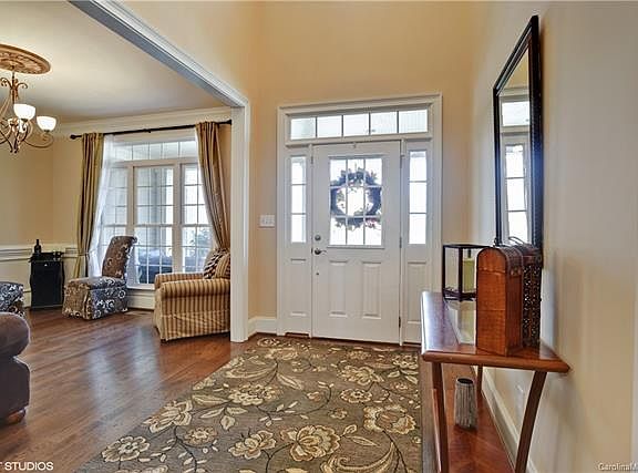 3rd image of 4212 Barbrick St