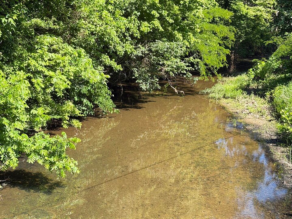 1st image of Locust Grove Rd
