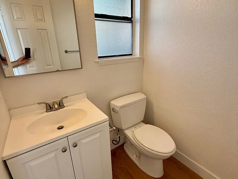 Casa Lane Townhomes — Photo 9