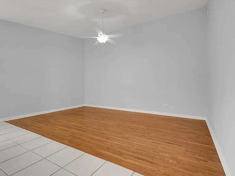 10882 SW Dardanelle Dr — Photo 18