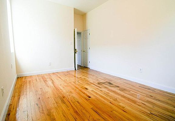 4th image of 45-45 46th St #3-C