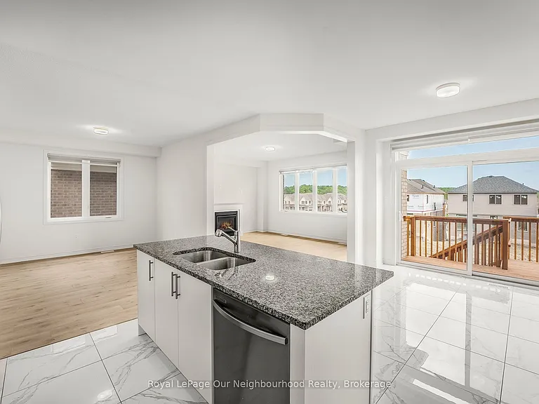 1066 Denton Dr — Photo 14