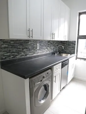 Rented by Bohemia Realty Group | media 10