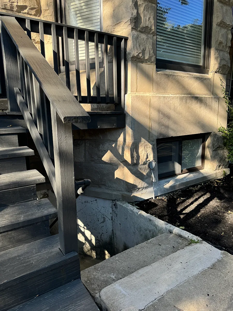 Building Photo - 2840 W Fulton St #B