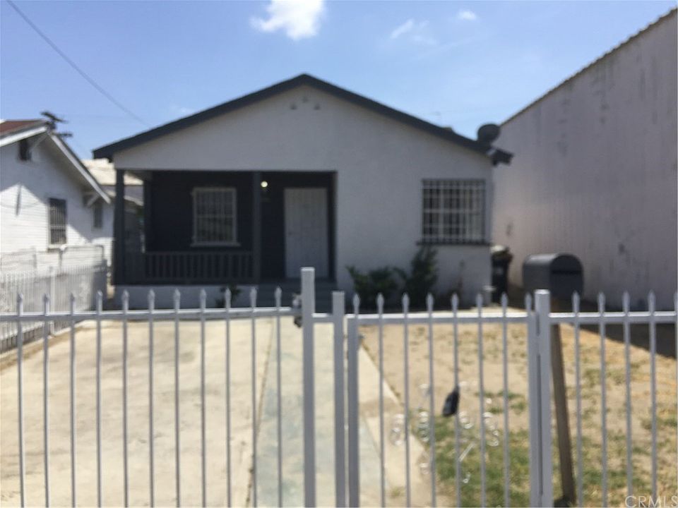 1st image of 2506 E 114th St