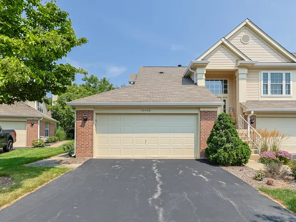 30W016 Mayfair Ct, Warrenville, IL 60555