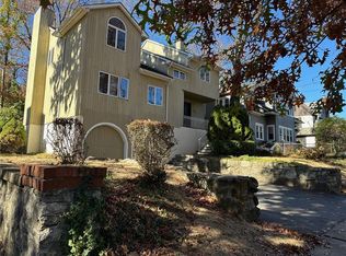 414 N Fulton Ave, Mount Vernon, NY 10552