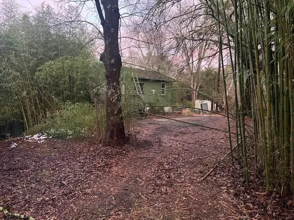 1021 Aloe St, Egg Harbor, NJ 08215