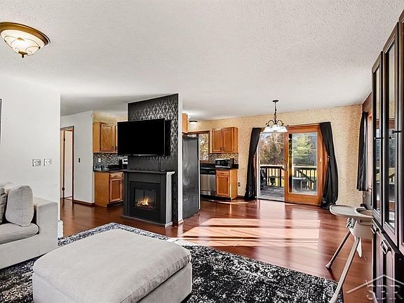 4th image of 3434 N Meridian Rd