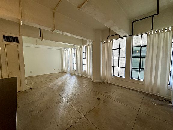 4th image of 746 S Los Angeles St APT 608