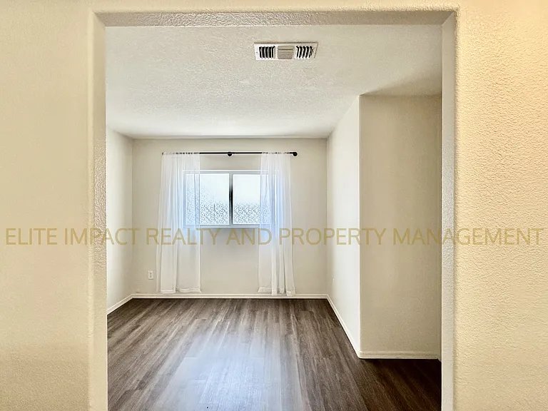 10930 S San Clemente Camino — Photo 11