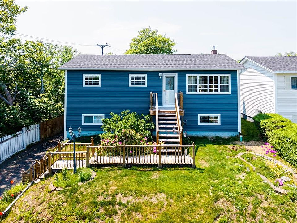 1st image of 28 Pleasant Avenue