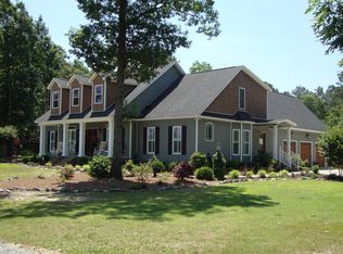 116 Carraway Rd, Clinton, NC 28328