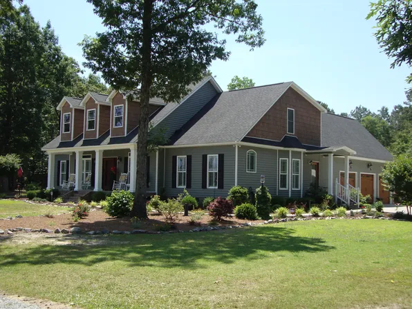 116 Carraway Rd, Clinton, NC 28328