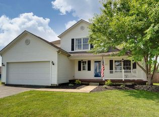 40 Gala Ave, Pataskala, OH 43062