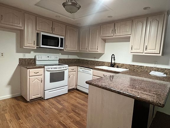 4th image of 4917-19 Travertine Cir #4919
