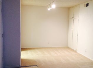 42 Bear Paw APT 71D, Irvine, CA 92604