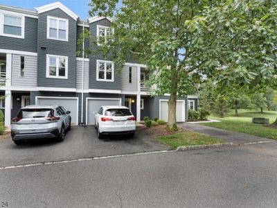 257 Hedgerow Rd, Bridgewater, NJ, 08807