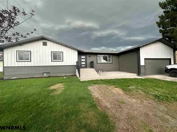 1005 17th St, Gering, NE 69341