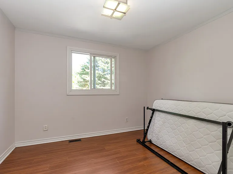 19 Melinda Cres #19 MELINDA CRESCENT — Photo 11