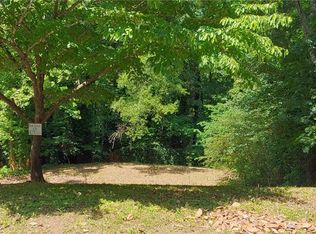 811 Hemingway Rd #6, Stone Mountain, GA 30088