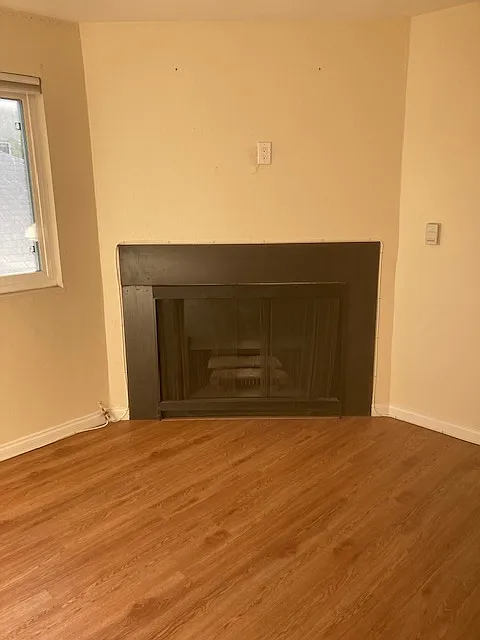 2 bed, 1200 sqft, $4,200 — Photo 2
