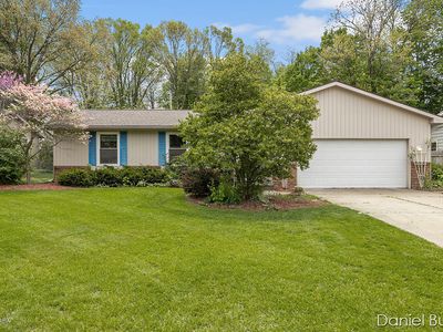 2350 Easy St SW, Wyoming, MI, 49519
