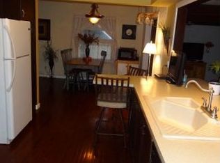 515 S Washington St, Waupaca, WI 54981