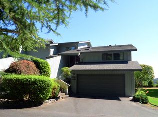 802 30th St NW #4-D, Gig Harbor, WA 98335