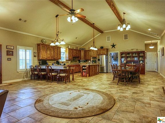 2nd image of 2833 County Road 3310