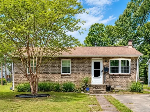 418 Hunlac Ave, Hampton, VA 23664