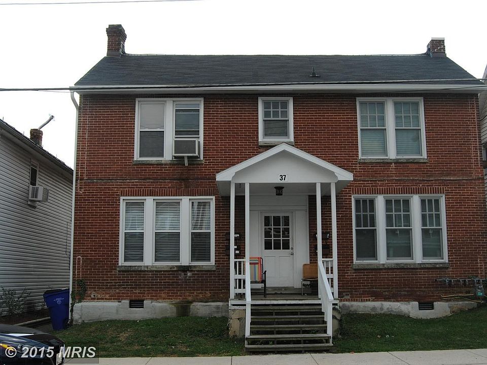 Exterior (Front)