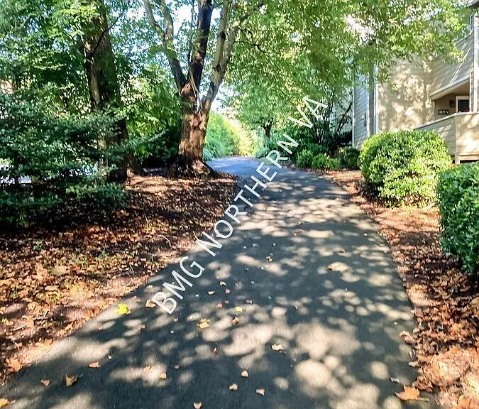 11013 Villaridge Ct #B — Photo 18