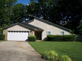 5461 Biffle Ct, Stone Mountain, GA 30088
