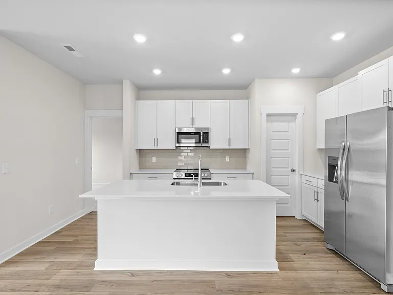 319 Lacewing Ln — Photo 11