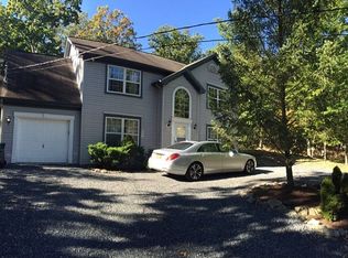 101 Bayberry Ct, East Stroudsburg, PA