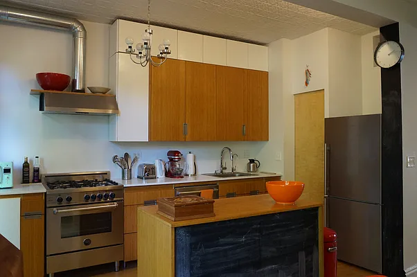 Rented by Alexandra Ferguson, LREB | media 33