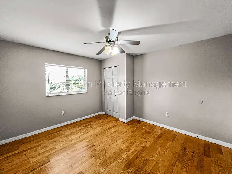 2706 Owen Ave S — Photo 17