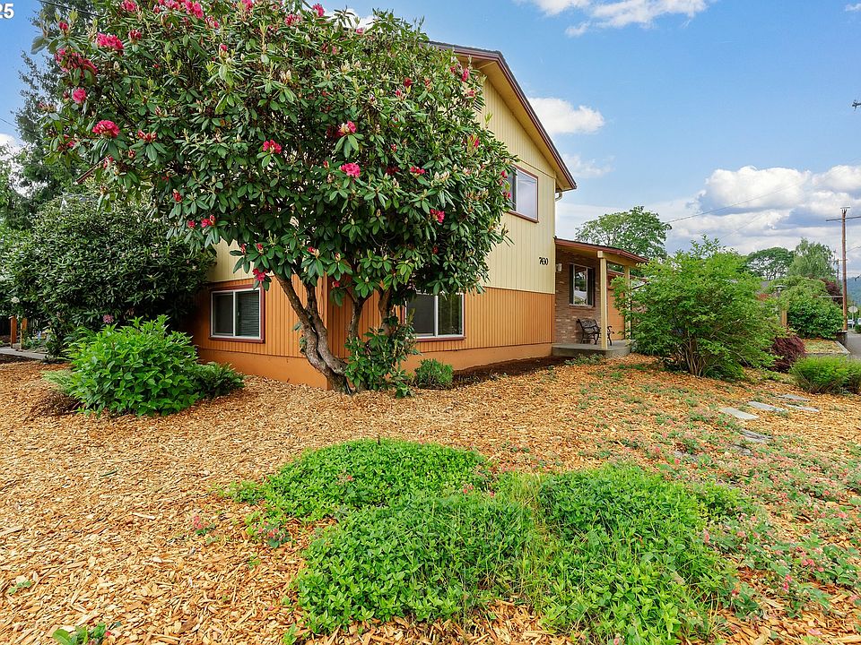 7430 N Burr Ave, Portland, OR 97203 | Zillow