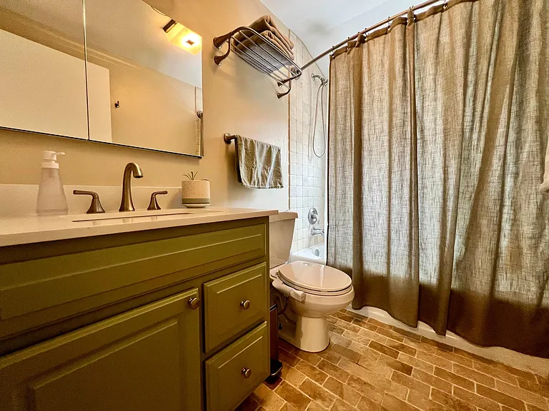 73 Hemlock Rd — Photo 23