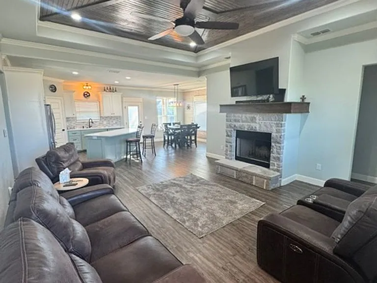 162 Carriage Hills Pkwy — Photo 21