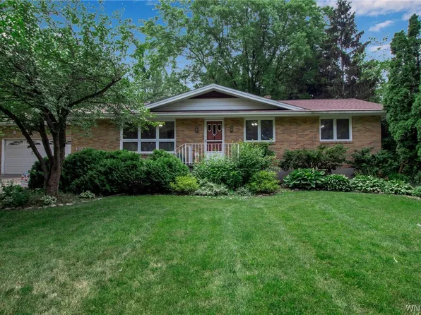 1022 Ridge Rd, Lewiston, NY 14092
