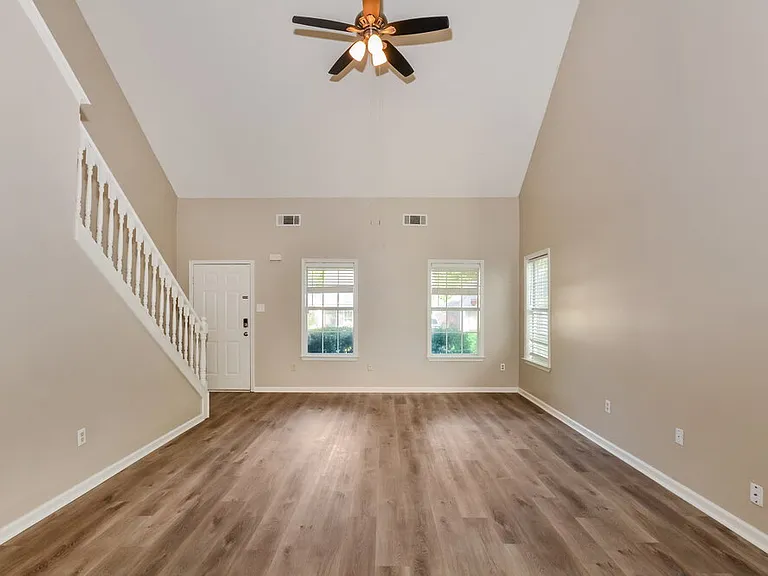 1029 Appling Meadow Dr — Photo 6